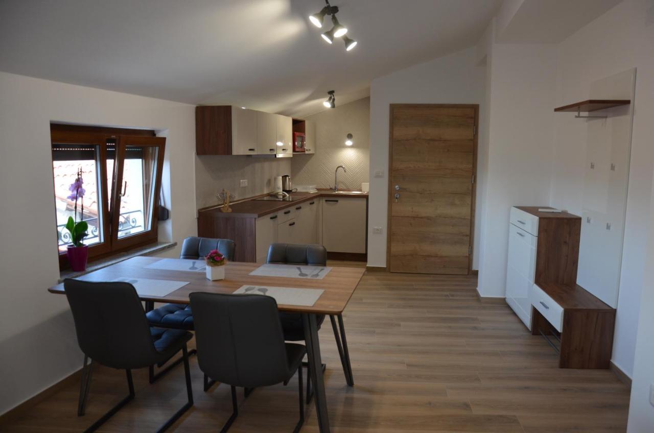 Apartmaji Tanto Malovse Crnice Экстерьер фото